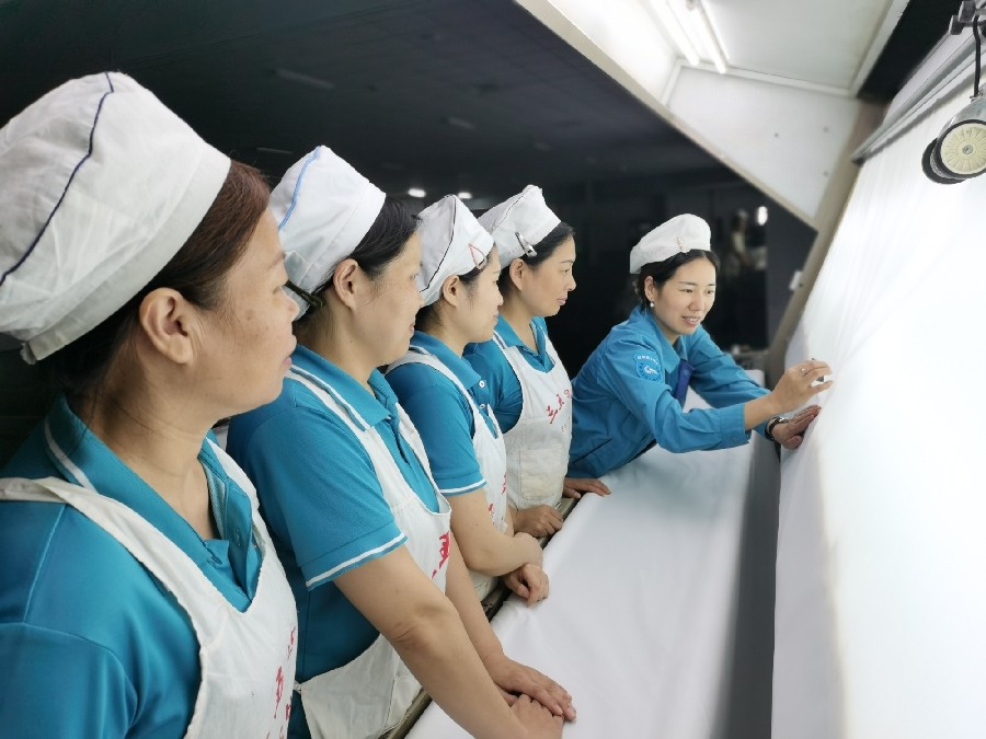 整理车间组织员工现场操作培训.jpg